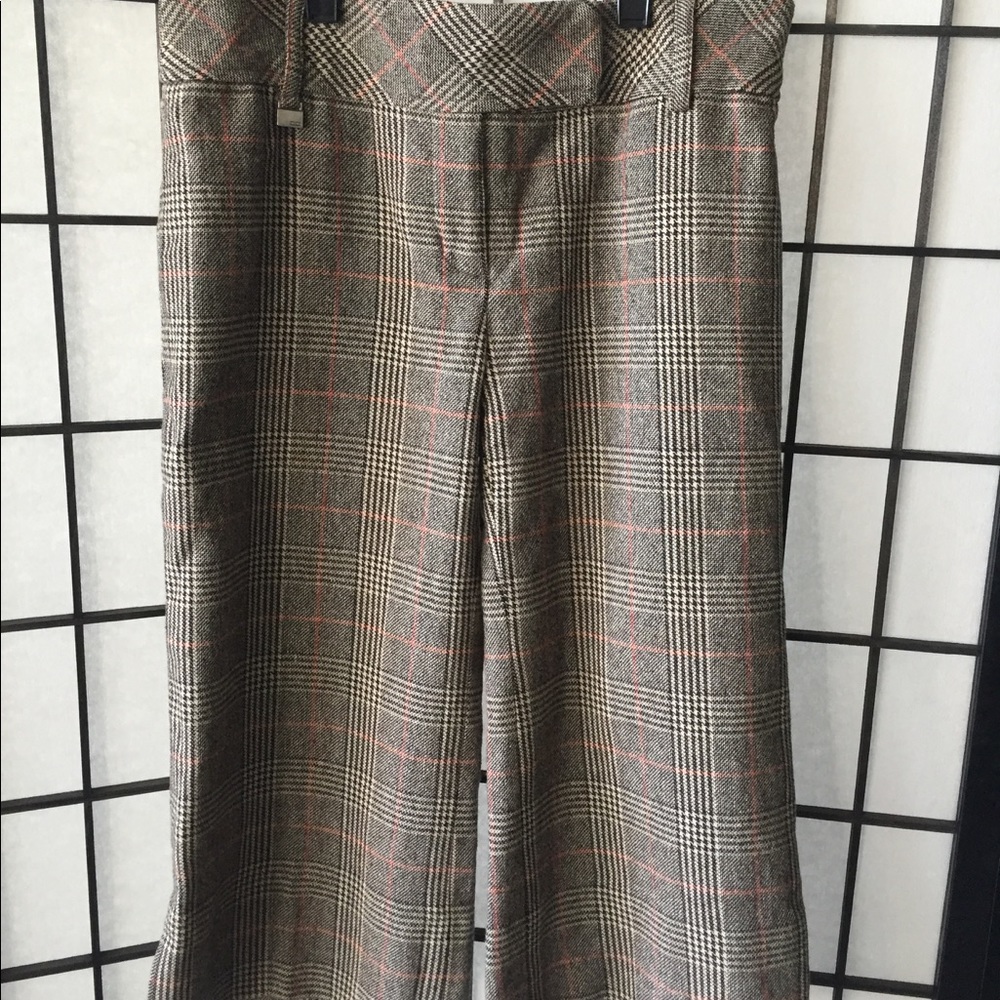 BCBG cropped pants